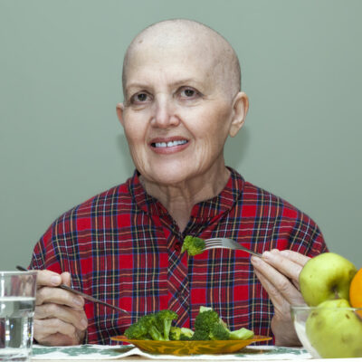 How is chemotherapy used to treat cancer